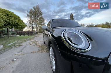 Хетчбек MINI Cooper 2022 в 