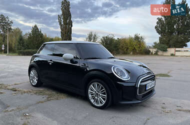 Хетчбек MINI Cooper 2022 в 