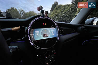Хетчбек MINI Cooper 2022 в 