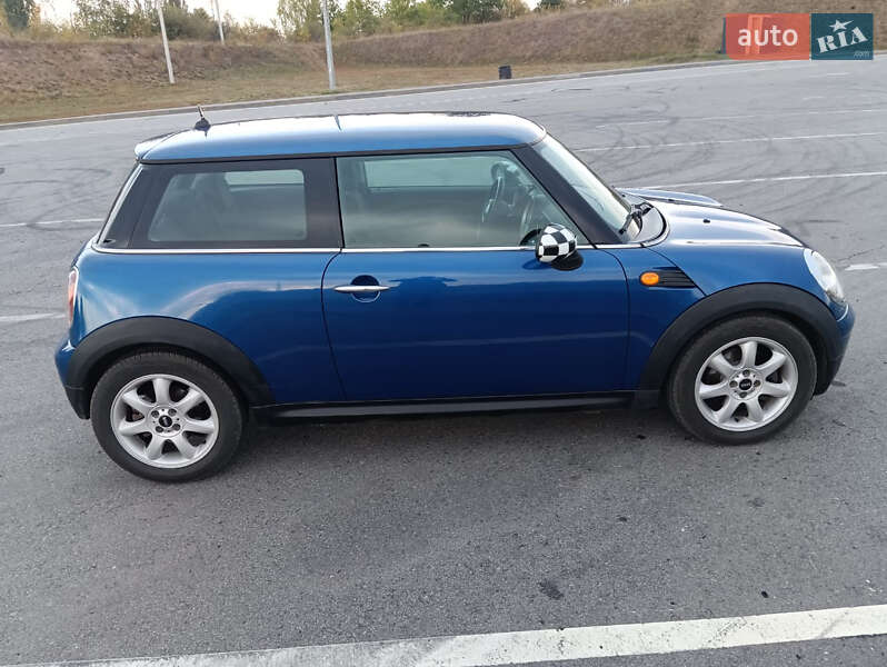 Хэтчбек MINI Cooper 2008 в Полтаве фото 3 Хэтчбек MINI Cooper 2008 в Полтаве