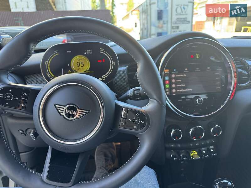 Хетчбек MINI Cooper 2023 в Києві фото 6 Хетчбек MINI Cooper 2023 в Києві