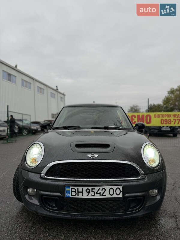 MINI Cooper 2010