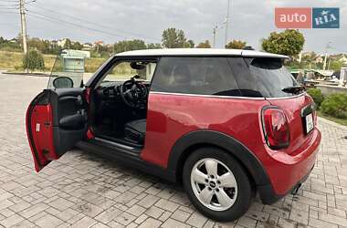Хэтчбек MINI Cooper 2015 в 