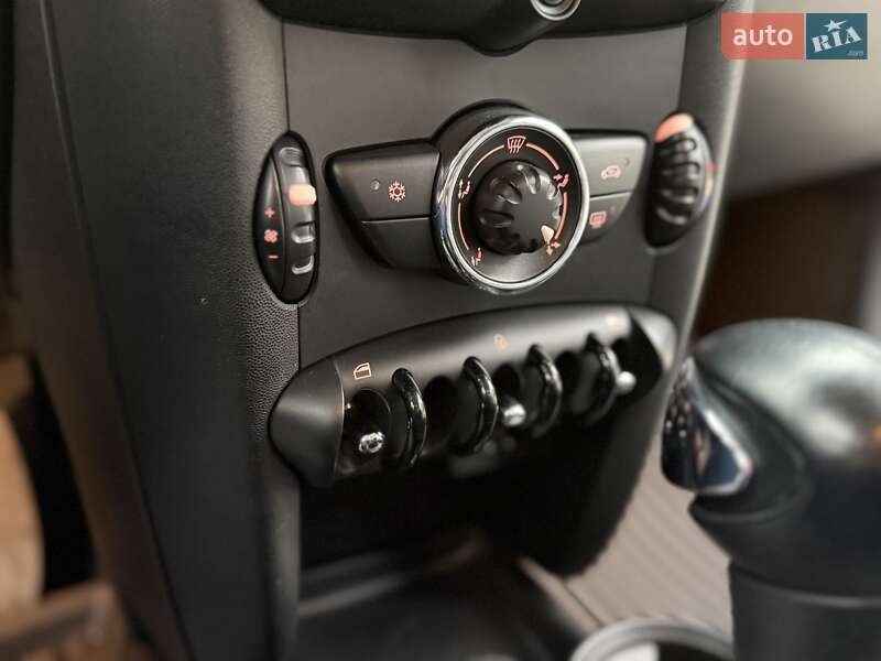 Хэтчбек MINI Cooper 2011 в Тернополе