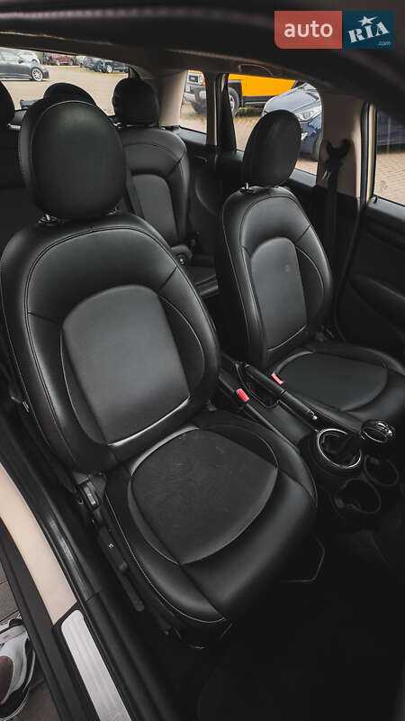 Хетчбек MINI Cooper 2016 в Ужгороді