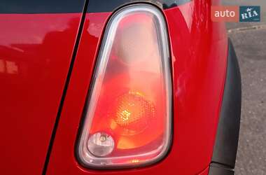 Хэтчбек MINI Cooper 2006 в 
