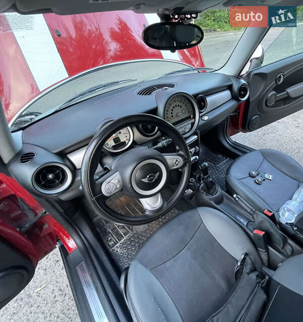 Хэтчбек MINI Cooper 2010 в Киеве