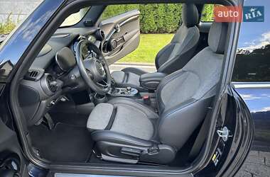 Хетчбек MINI Cooper 2020 в 