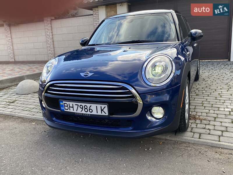 Хэтчбек MINI Cooper 2017 в Одессе