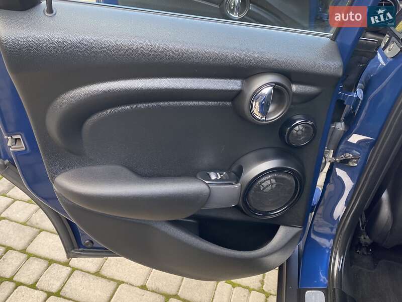 Хэтчбек MINI Cooper 2017 в Одессе