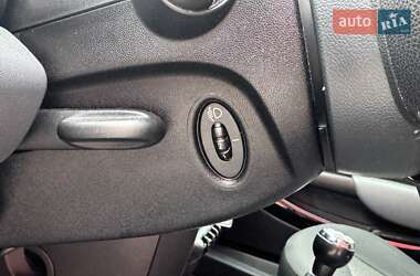 Хетчбек MINI Cooper 2011 в 