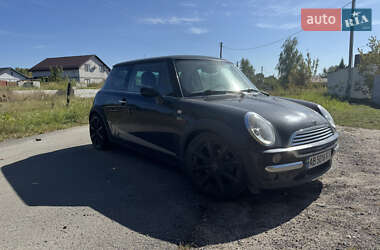 Хэтчбек MINI Cooper 2003 в Киеве