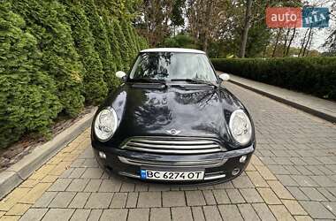 Хэтчбек MINI Cooper 2006 в 