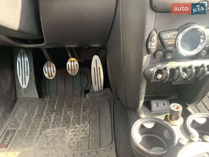 Хетчбек MINI Cooper 2012 в Києві фото 13 Хетчбек MINI Cooper 2012 в Києві