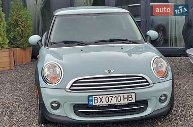 Хэтчбек MINI Cooper 2013 в 