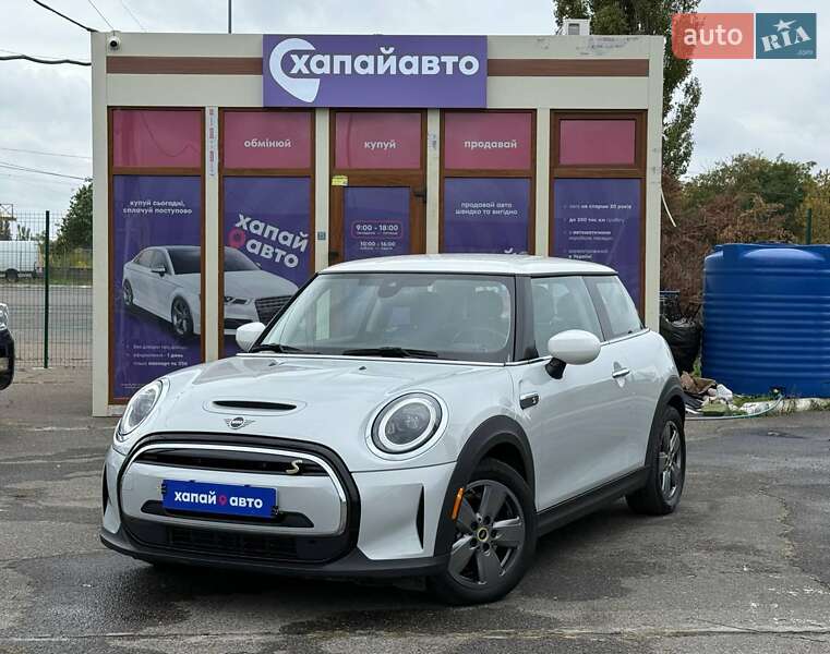 Хэтчбек MINI Cooper 2021 в 