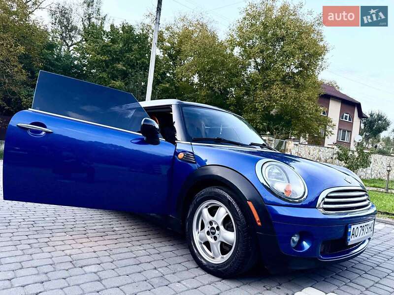 Хэтчбек MINI Cooper 2008 в Солотвине