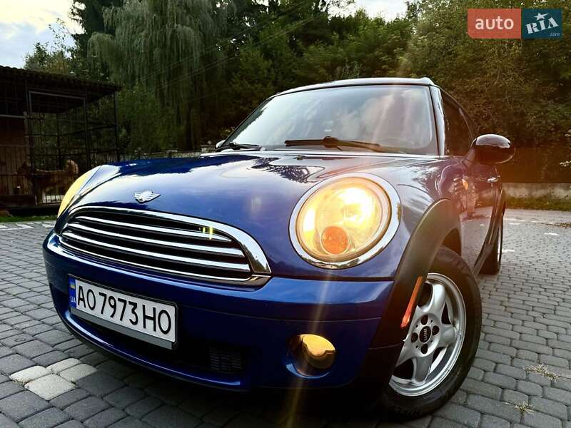 Хэтчбек MINI Cooper 2008 в Солотвине