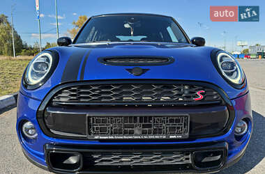 Хэтчбек MINI Cooper 2020 в 