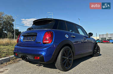 Хэтчбек MINI Cooper 2020 в 