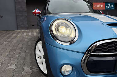 Хэтчбек MINI Cooper 2017 в 