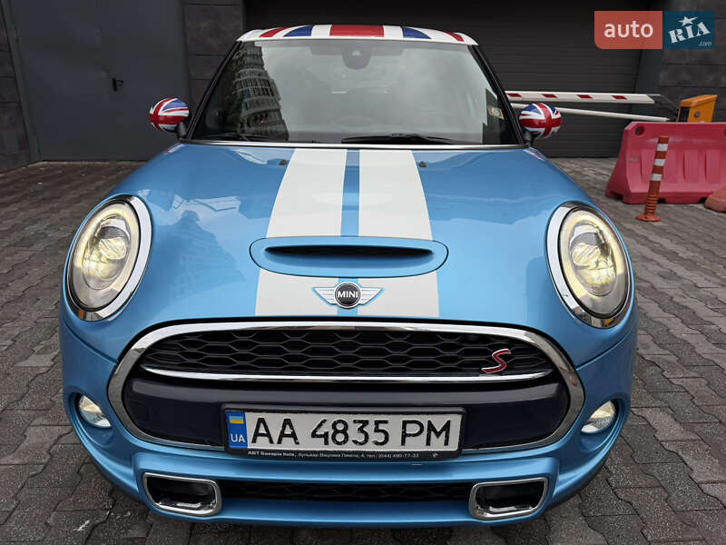 Хетчбек MINI Cooper 2017 в Києві