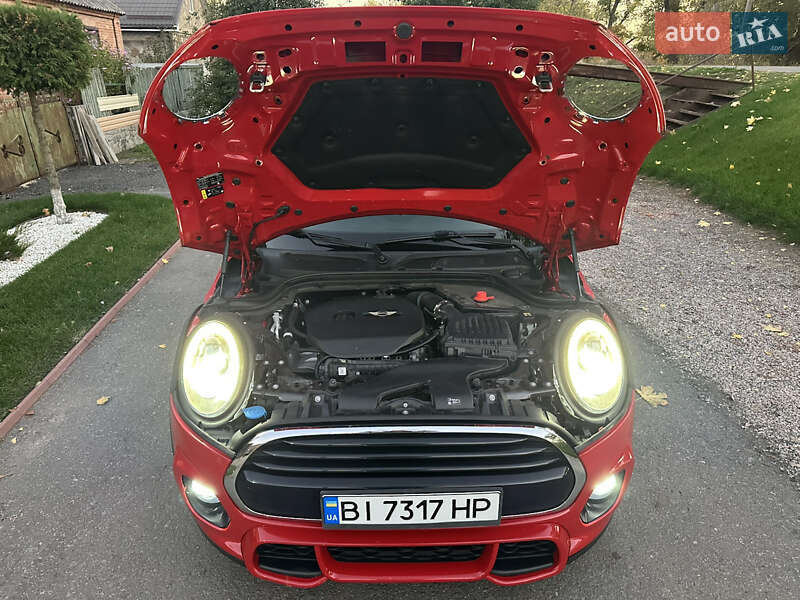 Хэтчбек MINI Cooper 2017 в Полтаве
