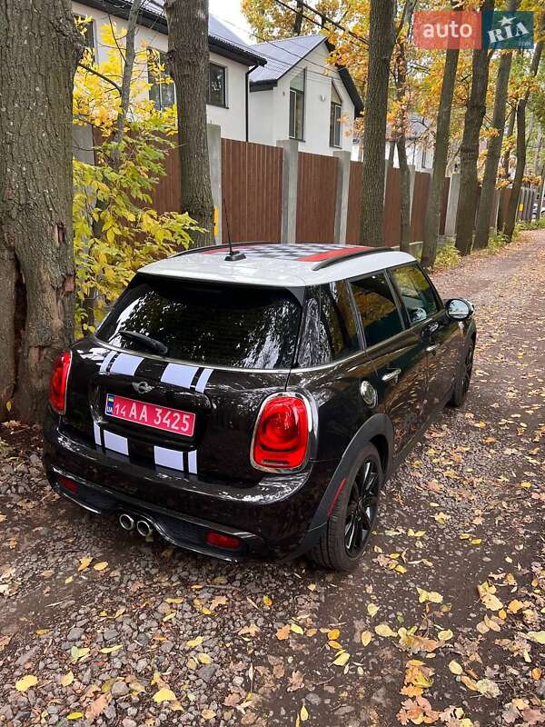 Хэтчбек MINI Cooper 2015 в Киеве