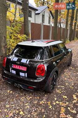 Хэтчбек MINI Cooper 2015 в 