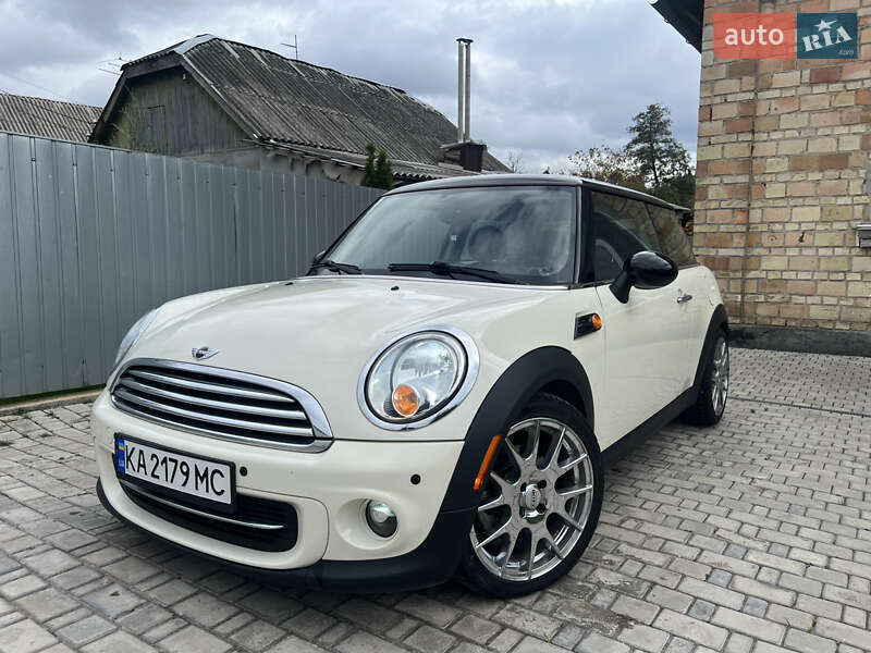 Хетчбек MINI Cooper 2012 в Боярці
