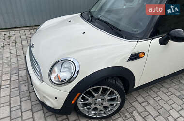 Хетчбек MINI Cooper 2012 в 