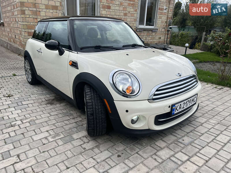 Хетчбек MINI Cooper 2012 в Боярці