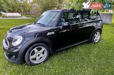 Хетчбек MINI Cooper 2011 в 