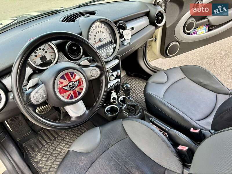 Хетчбек MINI Cooper 2010 в Дніпрі
