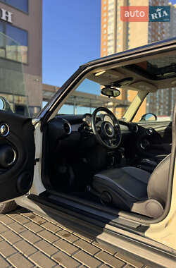 Хетчбек MINI Cooper 2011 в Києві