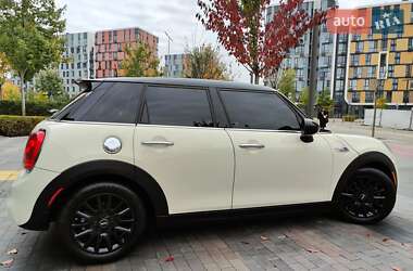 Хэтчбек MINI Cooper 2017 в 