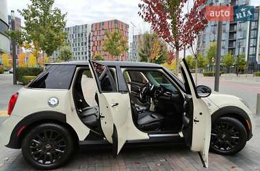 Хэтчбек MINI Cooper 2017 в 