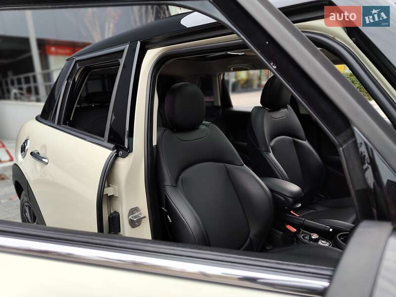 Хетчбек MINI Cooper 2017 в Києві фото 32 Хетчбек MINI Cooper 2017 в Києві