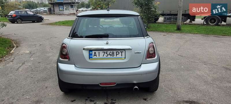 Хетчбек MINI Cooper 2008 в Києві
