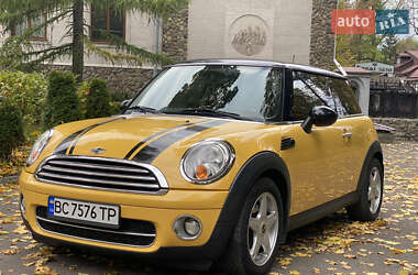 Хэтчбек MINI Cooper 2009 в Львове