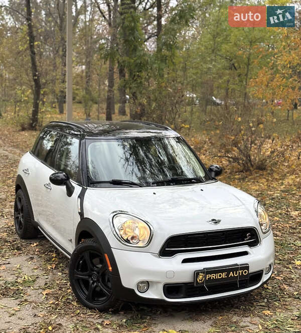 Хэтчбек MINI Cooper 2016 в Кропивницком