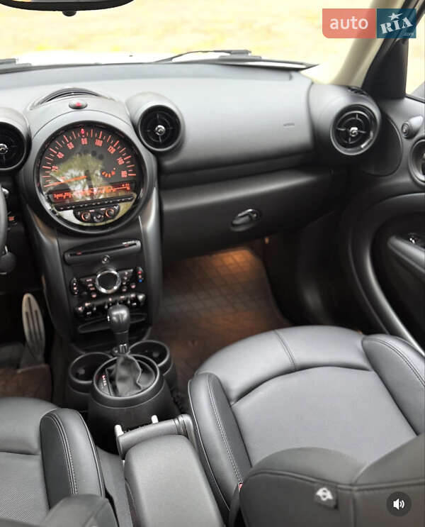 Хэтчбек MINI Cooper 2016 в Кропивницком