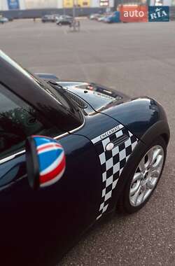 Хэтчбек MINI Cooper 2006 в 