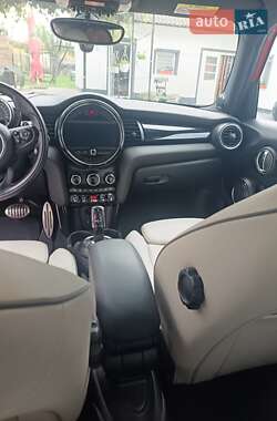 Хэтчбек MINI Cooper 2019 в Черновцах