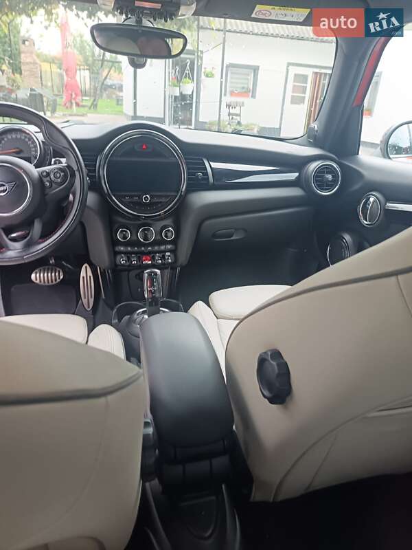 Хэтчбек MINI Cooper 2019 в Черновцах фото 10 Хэтчбек MINI Cooper 2019 в Черновцах
