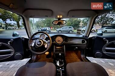 Хетчбек MINI Cooper 2006 в 