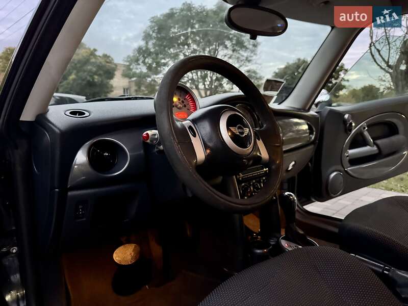 Хэтчбек MINI Cooper 2006 в Одессе фото 53 Хэтчбек MINI Cooper 2006 в Одессе