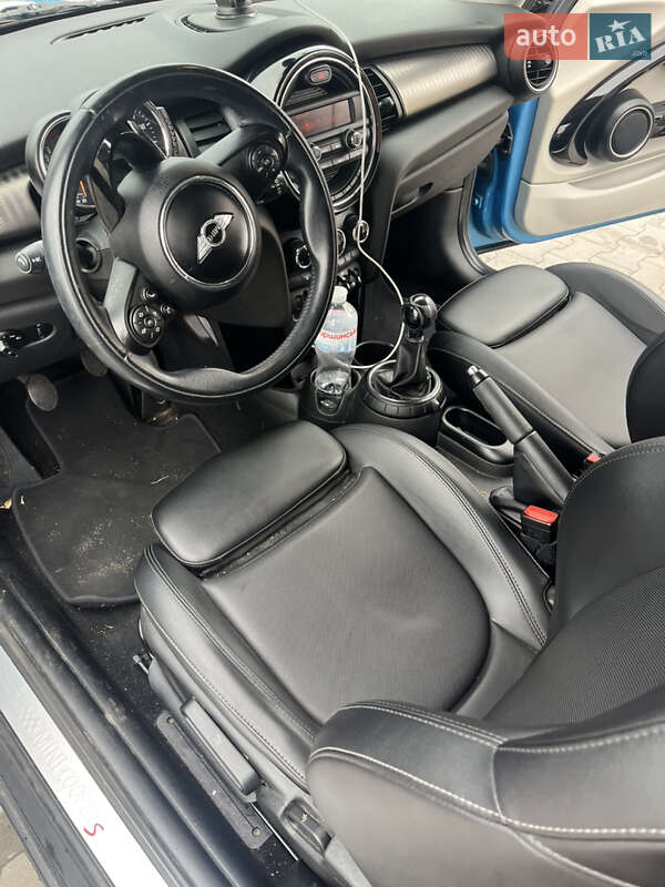Хэтчбек MINI Cooper 2014 в Киеве фото 6 Хэтчбек MINI Cooper 2014 в Киеве