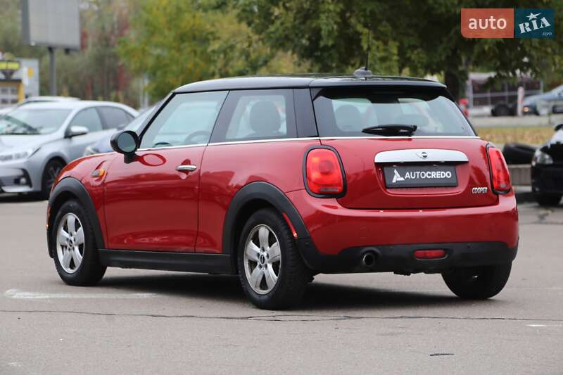 Хетчбек MINI Cooper 2014 в Києві