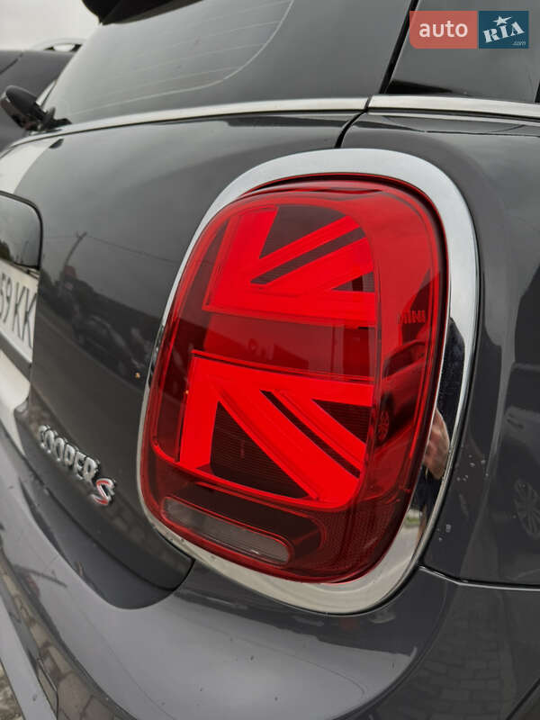 Хэтчбек MINI Cooper 2019 в Киеве